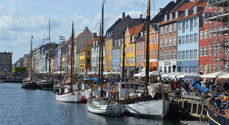 Copenhagen เมืองที่ขับเคลื่อนด้วยพลังงานจากโรงเผาขยะที่สะอาดและสนุกที่สุดในโลก